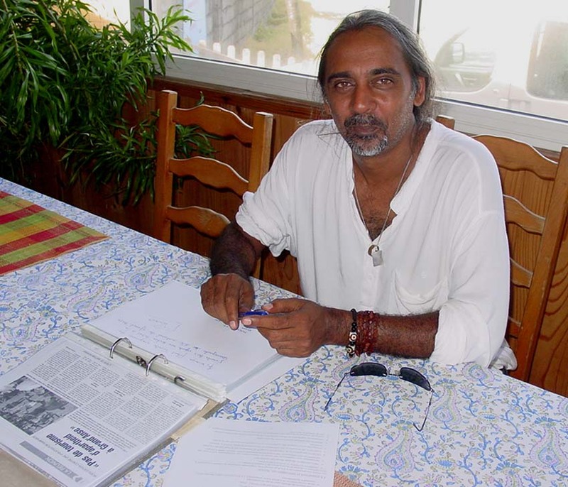 Un artiste phare de la Réunion, Gilbert POUNIA, du groupe ZISKAKAN, s&rsquo;engage avec la population !