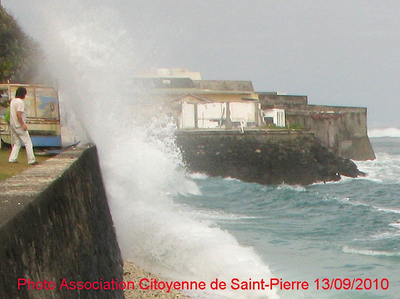 Tête baissée dans la houle avec 1 MILLION d&rsquo;euros d&rsquo;argent public. Publié 13 septembre, actualisé 6 octobre avec courriers et COMMENTAIRES instructifs.