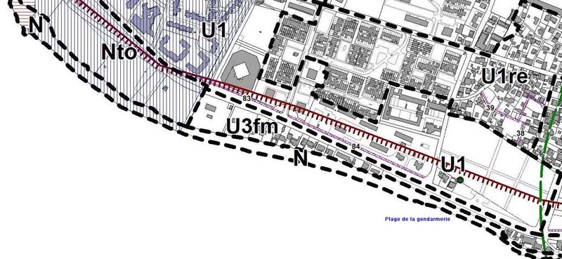 Comment « barrer » le bord de mer à Saint-Pierre en modifiant le PLU